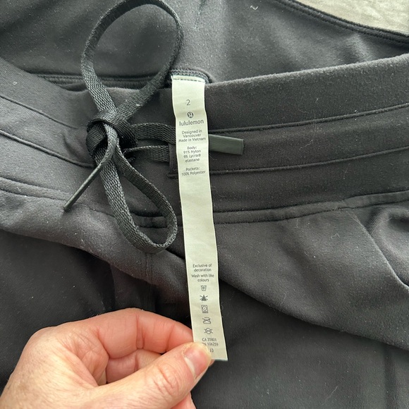 Lululemon Joggers - Picture 3 of 4